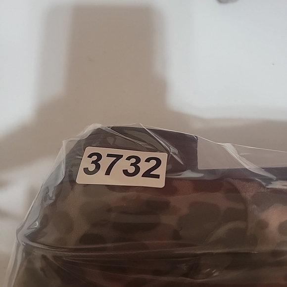 Pierre Dumas Leopard Zoey Ankle Boot  Bootie Tie Back Accent Sz 10 - Picture 8 of 8